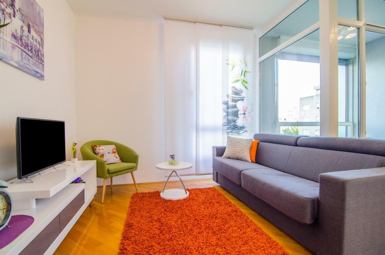 Split Apartment Sinisa Buitenkant foto